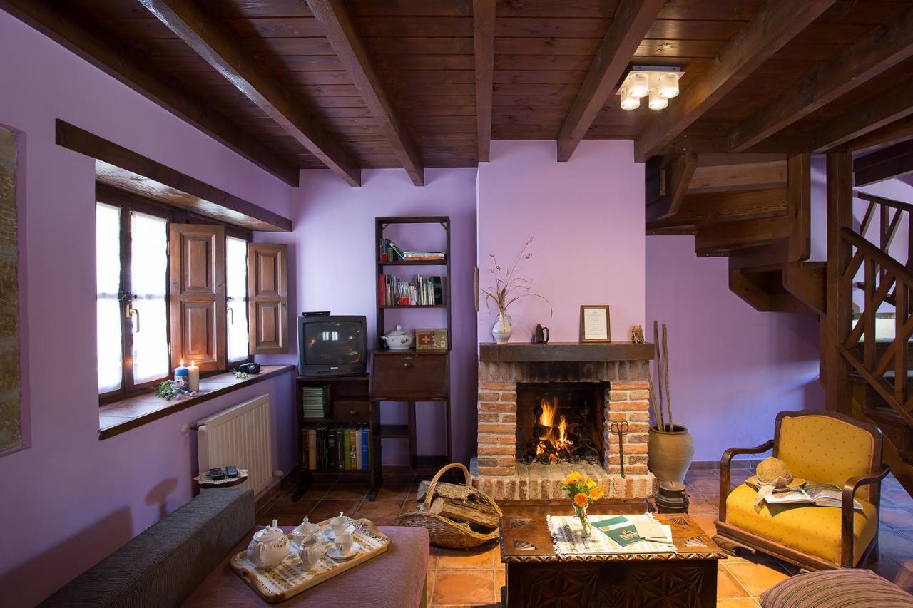 Casas Rurales Pandesiertos Onís エクステリア 写真