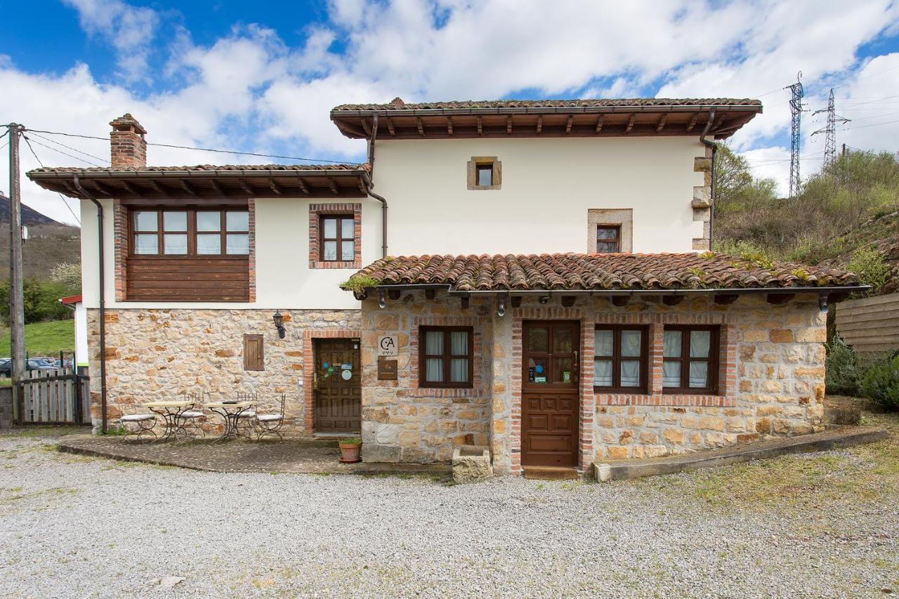 Casas Rurales Pandesiertos Onís エクステリア 写真